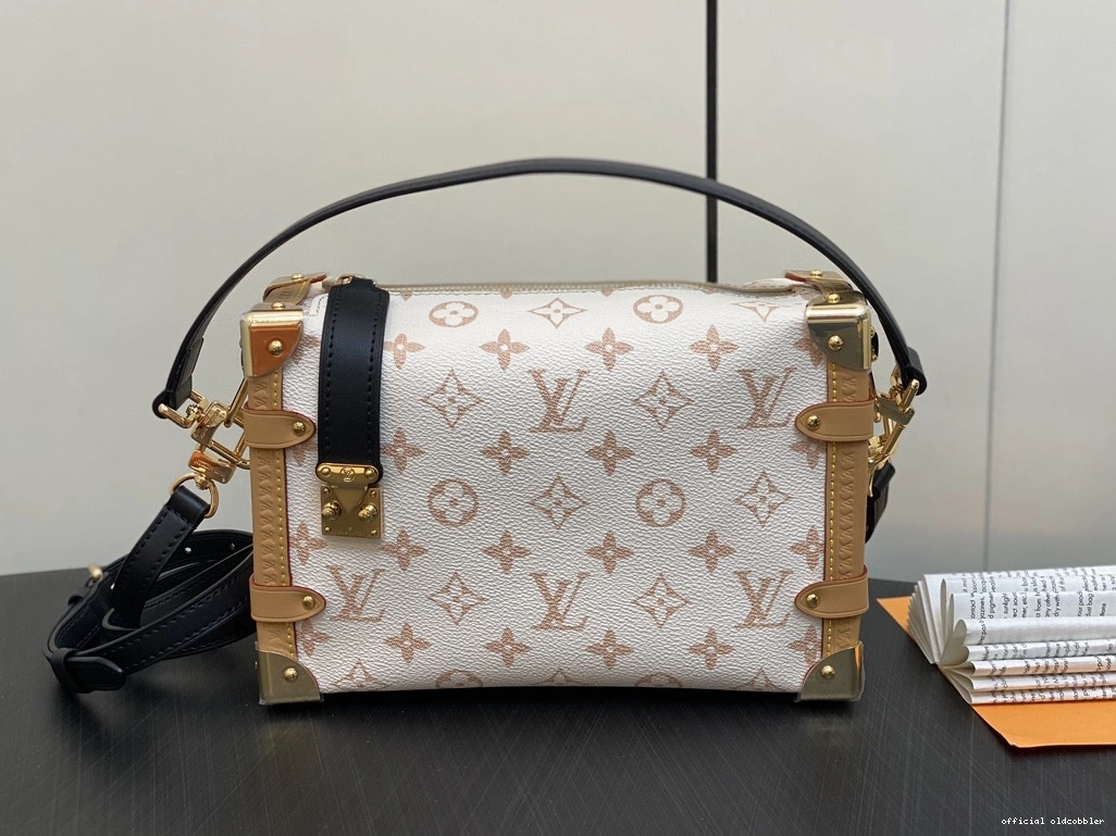 Official oldcobbler VUITTON MM SIDE TRUNK LOUIS 0729